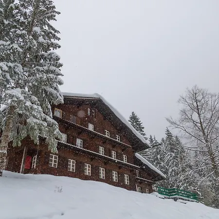 Kunst- und Naturfreundehaus Brünig-2